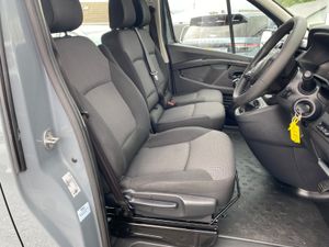 2023 RENAULT TRAFFIC 2.0 DCI 9 SEATER BUSINESS - Image 3