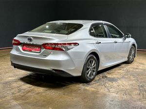 Toyota Camry 2.5 HYBRID AUTOMATIC - UPGRADED ALLOY - Image 4