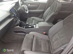 Volvo XC40 Fully Electric  (231hp) Ultimate  Pan - Image 4