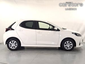 Toyota Yaris 1.0 Vvt-i 3Dr Terra - Image 2