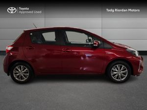 Toyota Yaris HYBRID 5DR LUNA - Image 3