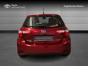 Toyota Yaris HYBRID 5DR LUNA - Image 4