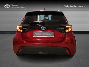 Toyota Yaris HYB L/SPORT MONO - Image 4