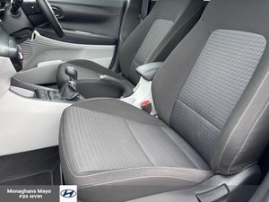 Hyundai i20 DELUXE 2 TONE 5DR PETROL - Image 4