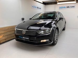 Volkswagen Passat 2.0 TDI Highline Premium Plus / - Image 4