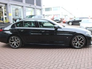 BMW 5 Series 2.0d M-sport 4DR Saloon Automatic // - Image 3