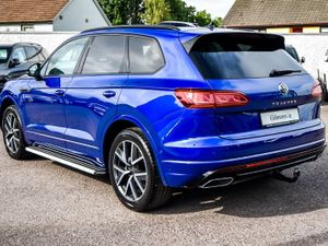 Volkswagen Touareg 3.0tdi 286HP 4M DSG R Line - Image 4
