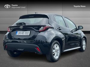 Toyota Yaris HYBRID 115 LUNA - Image 2