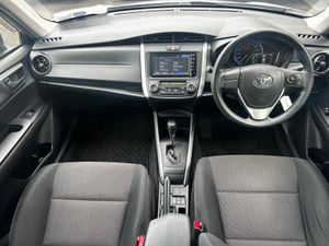 2015 TOYOTA COROLLA HYBRID ESTATE LOW KMS - Image 2