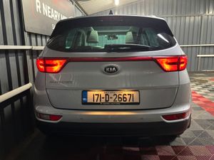 2017 Kia Sportage 1.7 PLATINUM S Manual - Image 2
