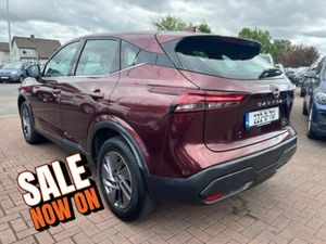 Nissan Qashqai 1.3 PETROL MILD HYBRID 5DR - Image 4