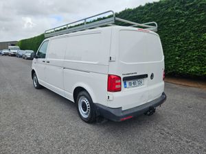 Volkswagen Transporter 2018 2.0 TDI 150 - Image 3