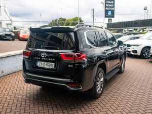 TOYOTA LANDCRUISER  LANDCRUISER LC300 AMAZON  5DR - Image 4