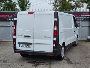 Renault Trafic 2021 2l DIESEL ( FINANCE AVAILABLE) - Image 3