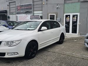 Skoda Superb 2012 ( New nct) - Image 3