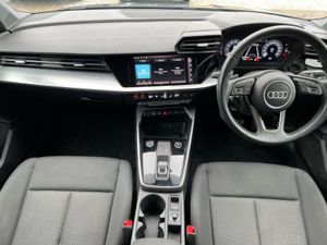 Audi A3 35 Tfsi 150HP S Tronic SE - Image 4