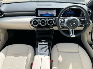 Mercedes-Benz CLA 180D Progressive Line Plus - Image 4