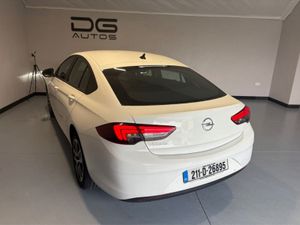 Opel Insignia Grand Sc-1.5 122PS-DSL 122PS DSL 6s - Image 4