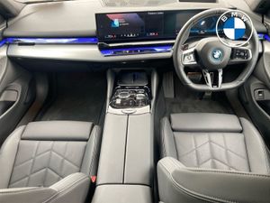 BMW i5 Edrive40 M Sport Saloon - Image 4