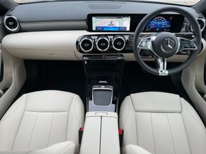 Mercedes-Benz A-Class A180 Progressive Line - Image 4