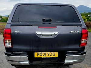 Toyota Hilux - Image 2