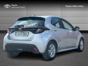 Toyota Yaris HYBRID LUNA 4DR AUTO - Image 2