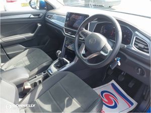 Volkswagen T-roc Diesel Hatchback Style - Image 3