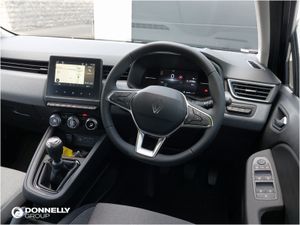 Renault Clio Hatchback Evolution - Image 4