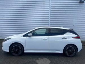 Nissan Leaf Leaf SV Premium 40 kWh - Image 4