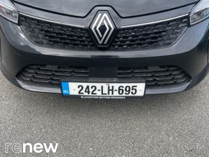 Renault Clio TCe 90 Dfull Evolution - Image 2
