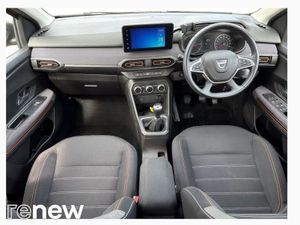 Dacia Sandero Stepway TCe 90 Stepway Prestige - Image 2