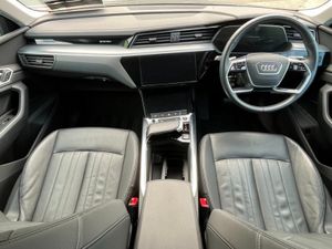 Audi E-Tron Technik 50 Quattro - Image 2
