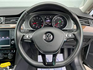 Volkswagen Passat HIGHLINE 1.4 TSI AUTO // LEATHER - Image 4