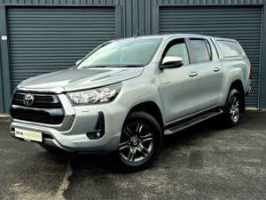 Toyota HiLux 2.4 Double CAB SR5 4DR - Image 3