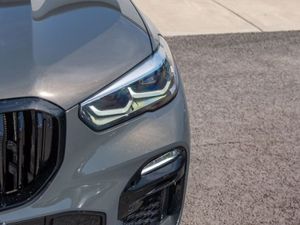 BMW X5 Xdrive45e M Sport  tech Pack Comfort Pack - Image 3