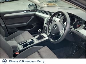 Volkswagen Passat Comfortline 1.6 TDI 120BHP - Image 4