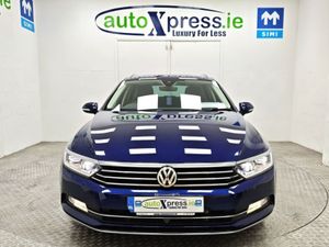 Volkswagen Passat 2.0 TDI High Line Automatic  Re - Image 3