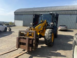 Jcb TM 320 - Image 2