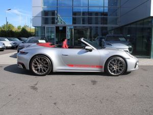 Porsche 911 Carrera Cabriolet - Image 3