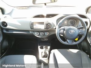 Toyota Yaris 1.0 Vvt-i 5Dr Luna - Image 2
