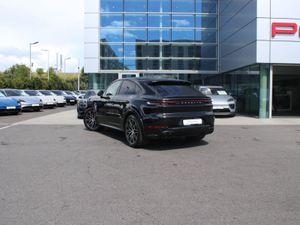 Porsche Cayenne E-hybrid Coupe - Image 2