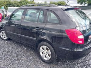 🔵 Skoda Fabia AMBIENTE 1.6 TDI 75BHP LOW KM - Image 3