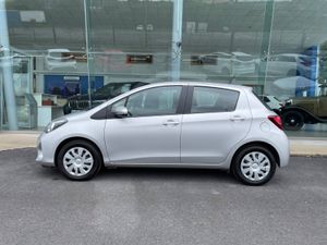 Toyota Yaris 2017 - Image 3
