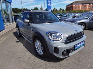 MINI COUNTRYMAN 1.5 COOPER S EXCLUSIVE ALL4 PHEV - Image 3