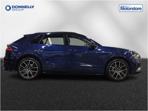 Audi Q8 Diesel Estate Black Edition - Image 4