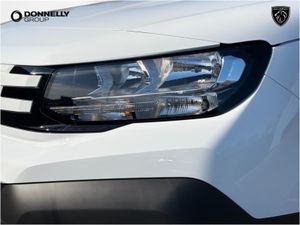 Peugeot Partner Standard Diesel Professional - Image 3
