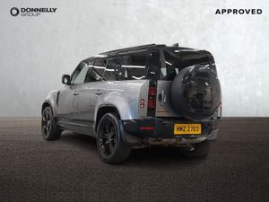 Land Rover Defender Diesel Estate X-Dynamic HSE - Image 3