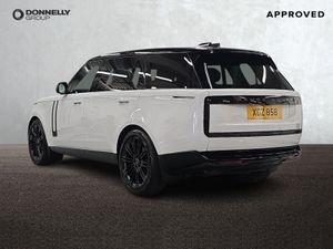 Land Rover Range Rover Diesel Estate SE - Image 3