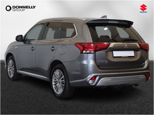 Mitsubishi Outlander Estate Design - Image 3