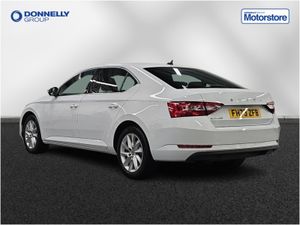 Skoda SUPERB Diesel Hatchback SE Technology - Image 3